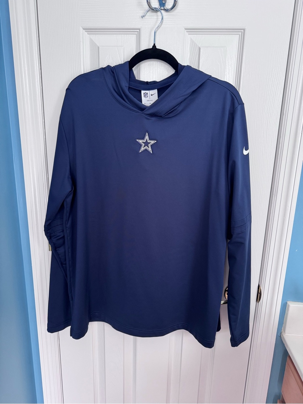 Nike NFL Women’s Navy Dallas Cowboys Pullover Hoodie